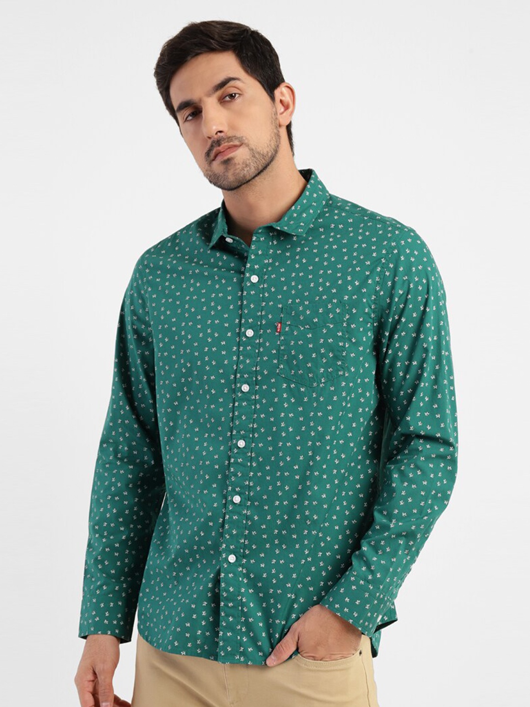 

Levis Slim Fit Micro Ditsy Printed Spread Collar Cotton Casual Shirt, Teal