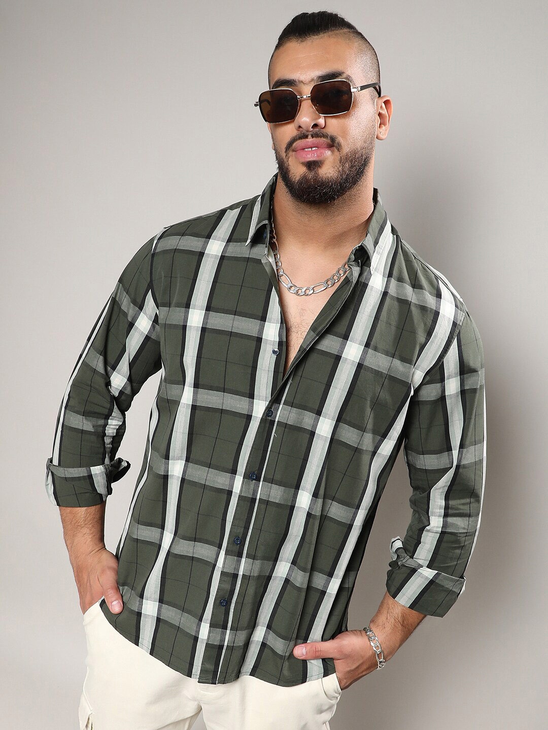 

Instafab Plus Classic Tartan Checks Spread Collar Long Sleeve Coton Casual Shirt, Green