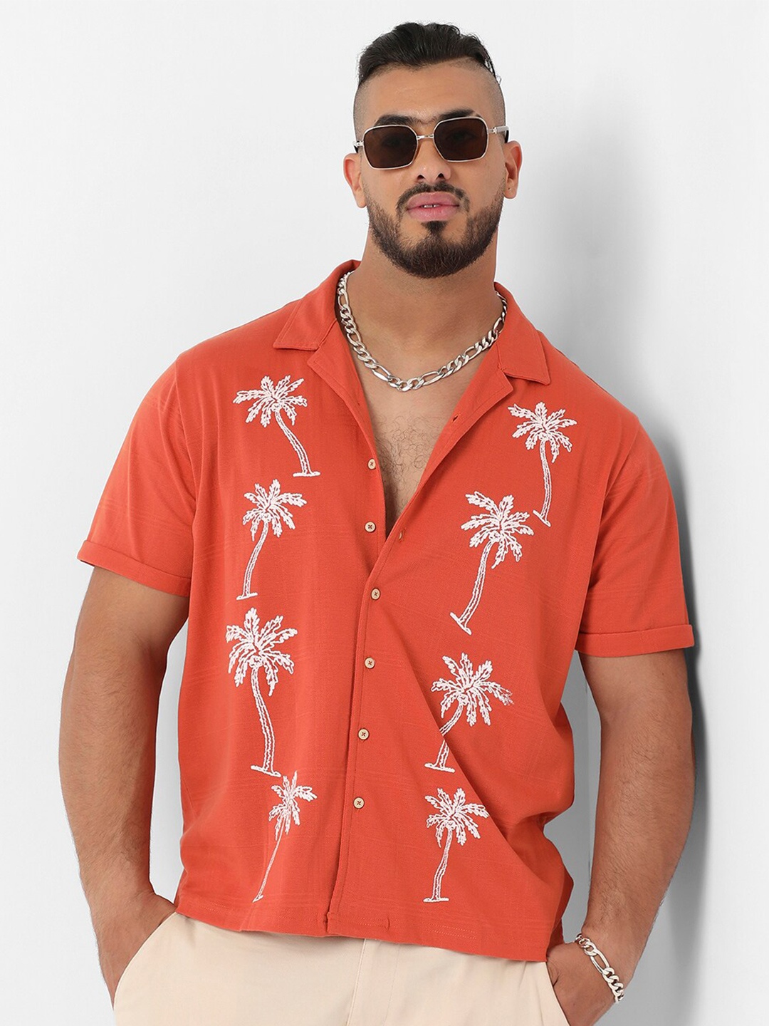 

Instafab Plus Floral Self Design Classic Opaque Casual Shirt, Orange