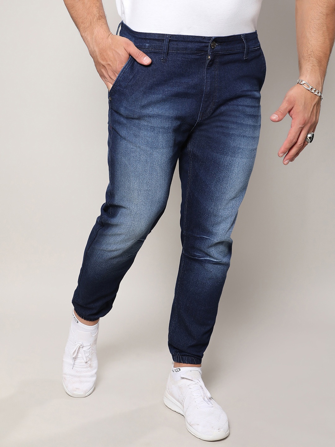 

Instafab Plus Men Jean Relaxed Fit Mid-Rise Heavy Fade Stretchable Jeans, Blue