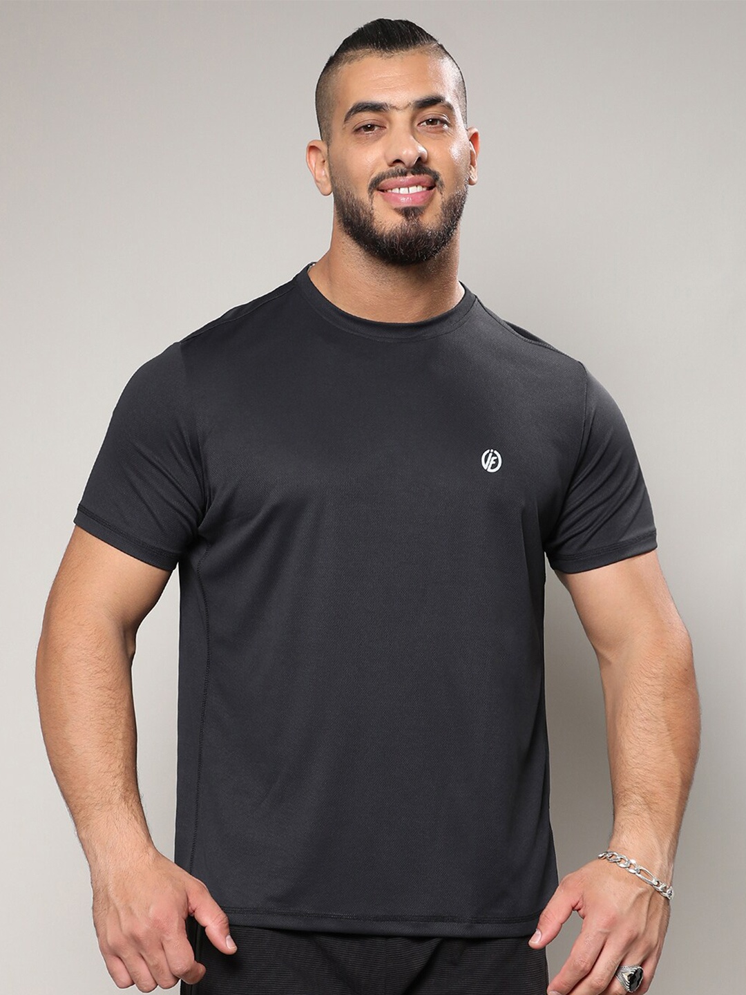 

Instafab Plus Round Neck Cotton Sports T-shirt, Black