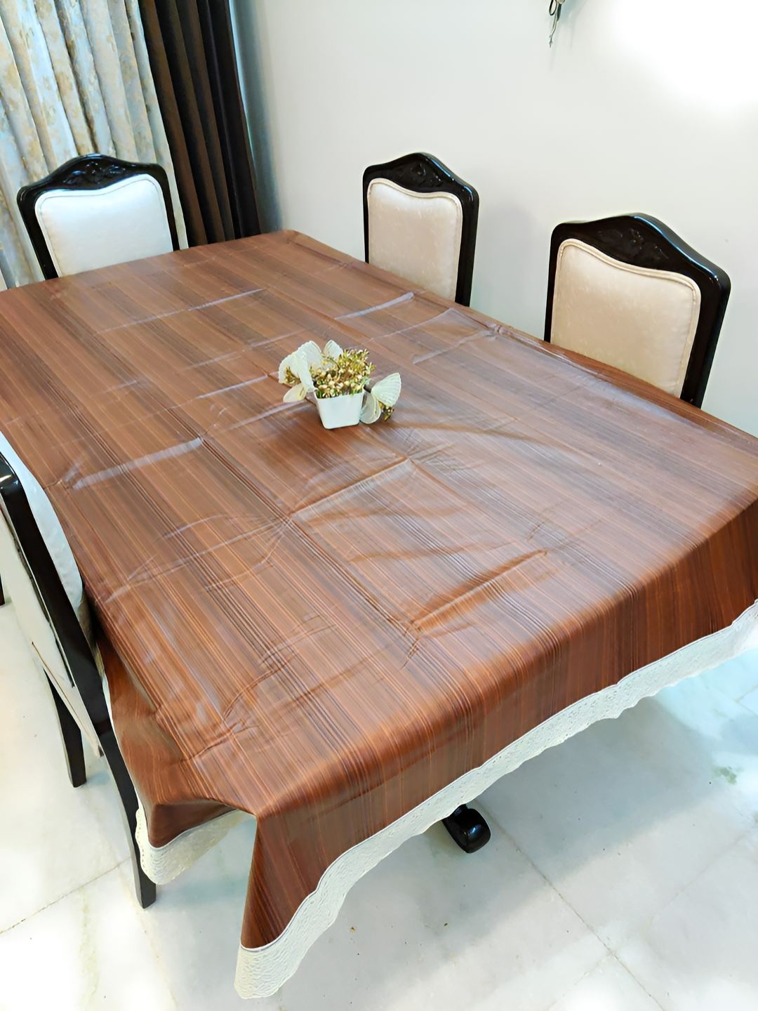 

CASA-NEST Brown Striped 4-Seater Table Cover