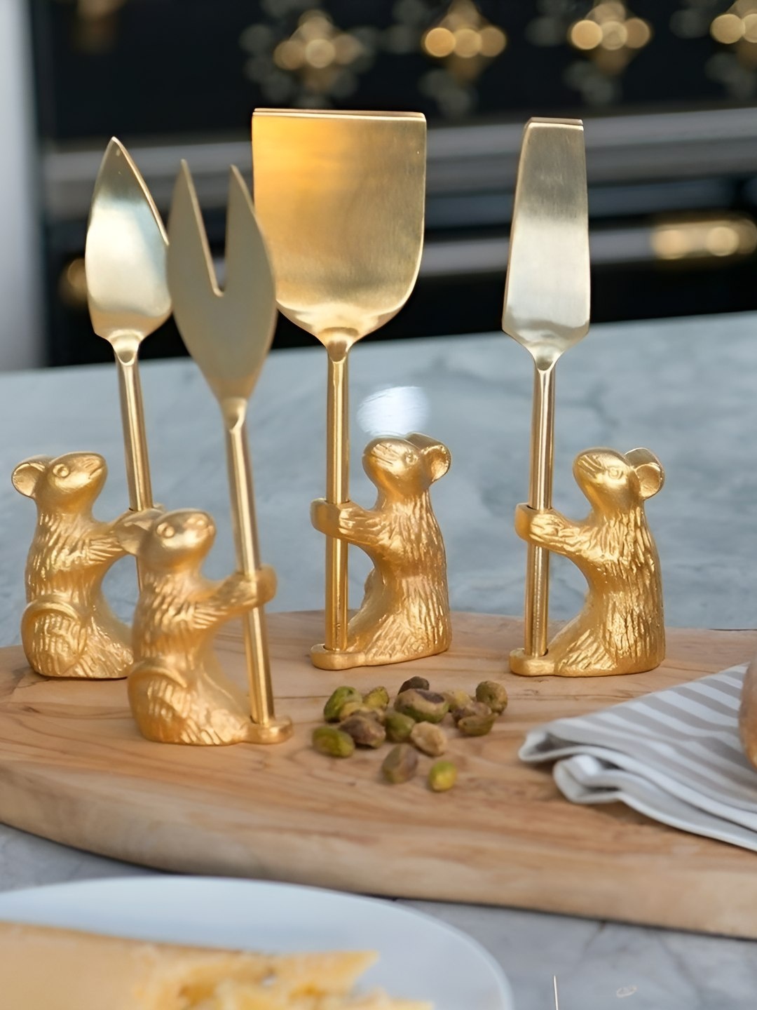 

CasaGold Gold Toned 4 Pieces Mixed Cutlery Set