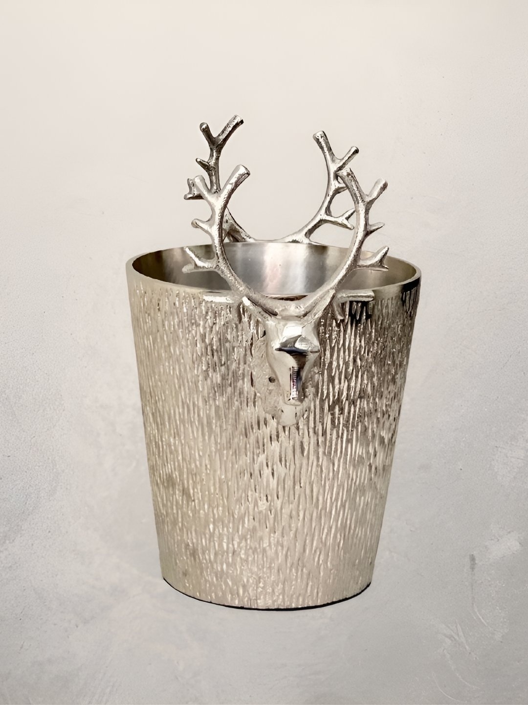 

CasaGold Brass Stag Head Wine Cooler Ice Bucket, Silver