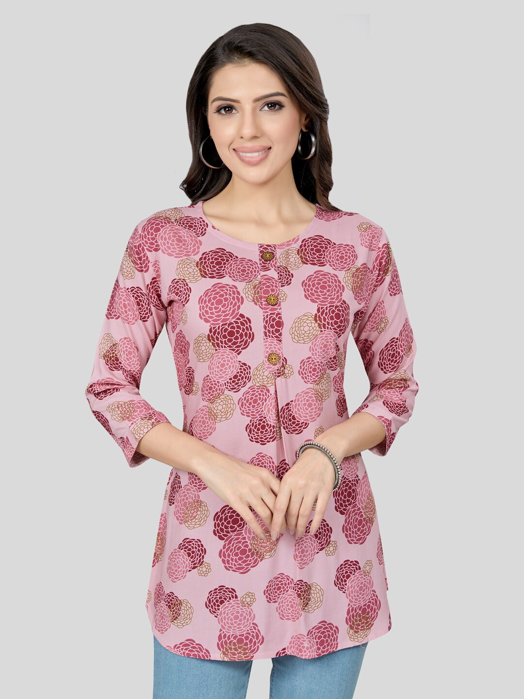 

Saree Swarg Floral Printed A-Line Kurti, Pink