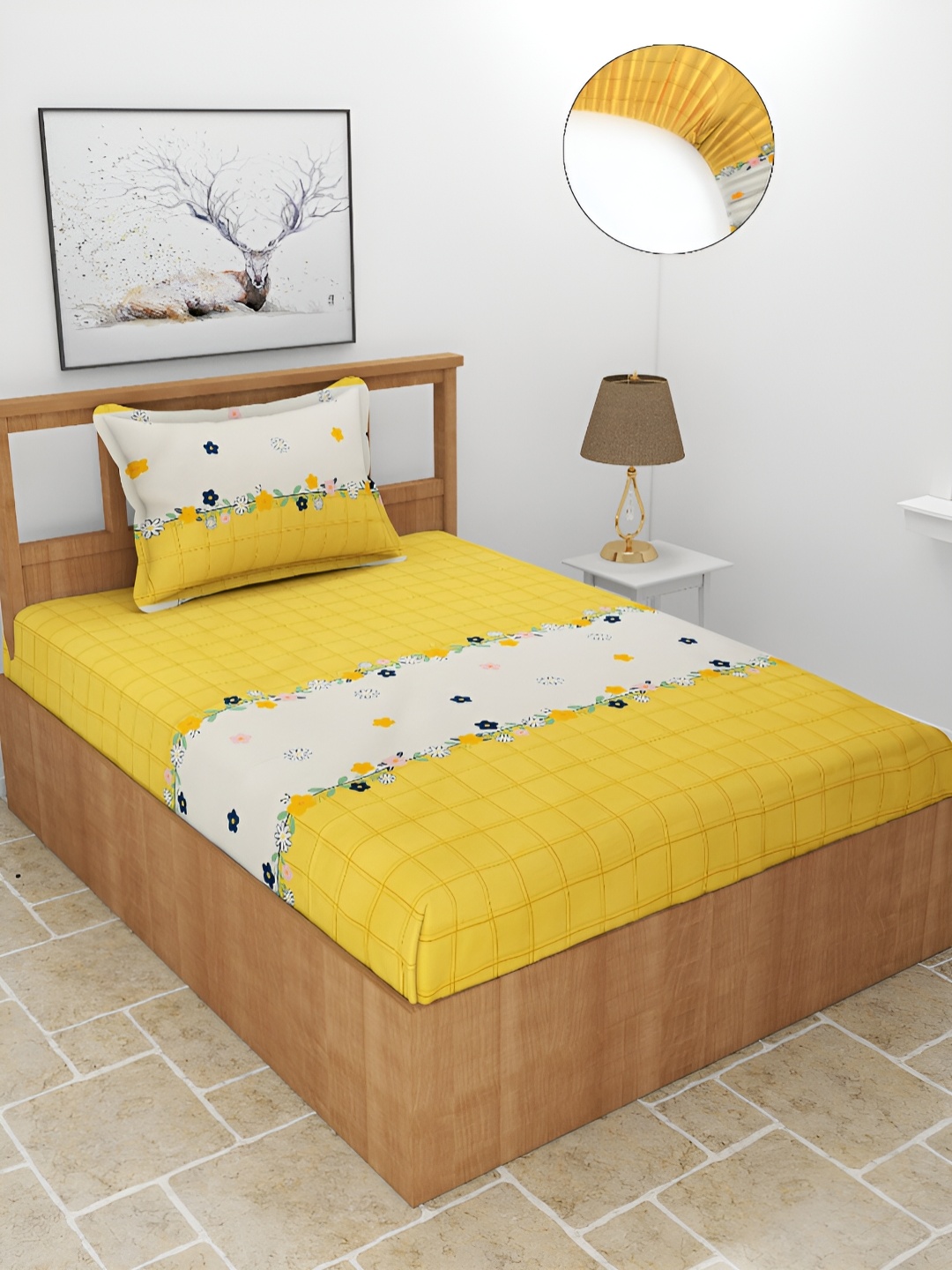 

BREVARD Yellow & White Conversational 210 TC Single Fitted Bedsheet with 1 Pillow Cover