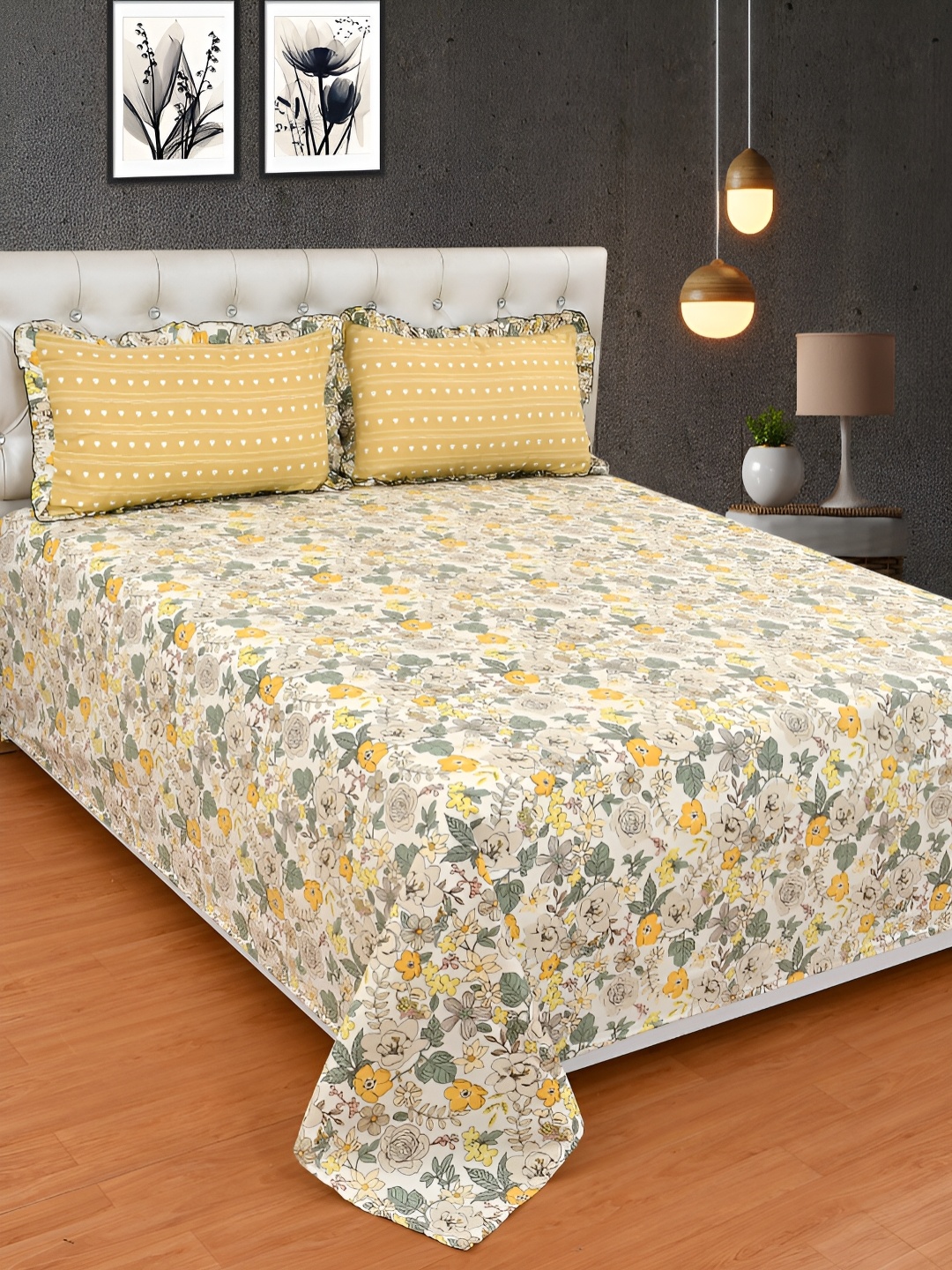 

BREVARD Yellow & White Floral 210 TC Super King Size Bedsheet with 2 Pillow Covers