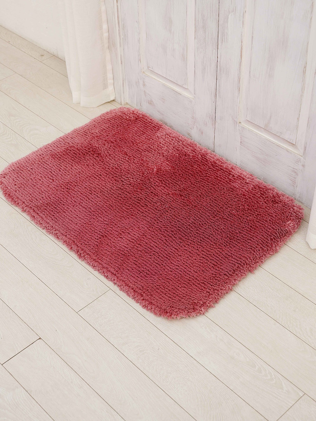 

Ariana Red Anti Skid 2800 GSM Microfibre Bath Rug