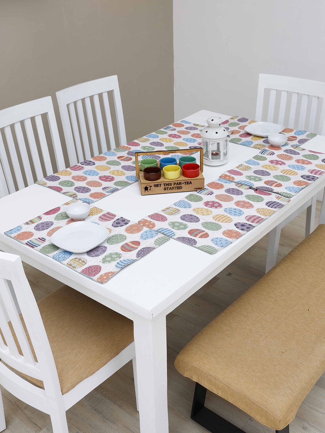 

Ariana White & Red 6 Pieces Geometric Cotton Table Placemats