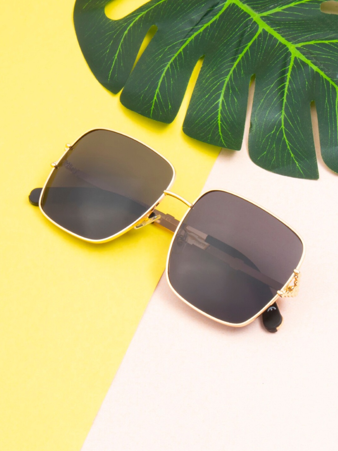 

Ted Smith Women Square Sunglasses with Polarised Lens DIAMOND-2_C1, Black