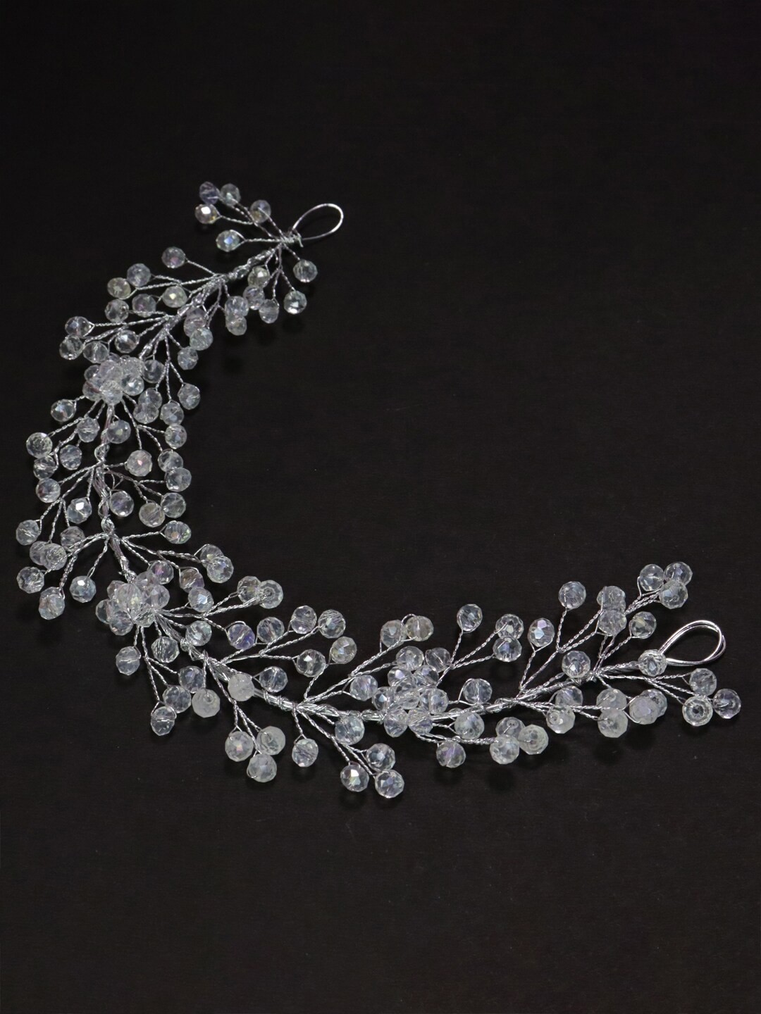 

VAGHBHATT Women Silver-Toned Hair Accessory Set of