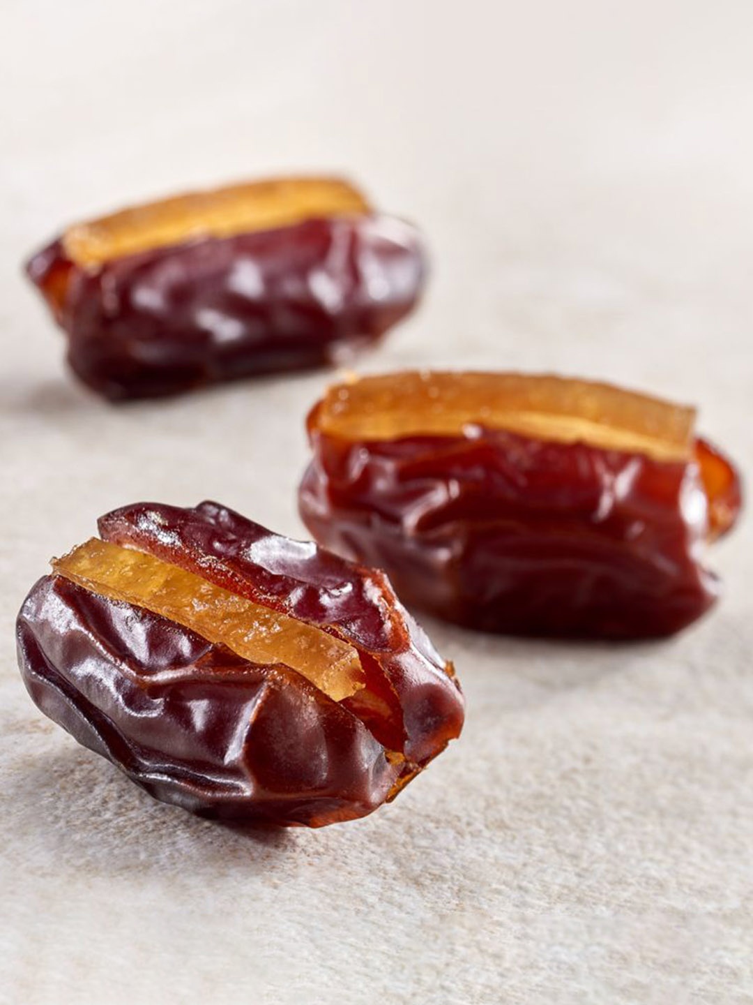 

Bateel Khidri Dates Filled With Candied Tangy Lemon Peel 1 kg, Brown