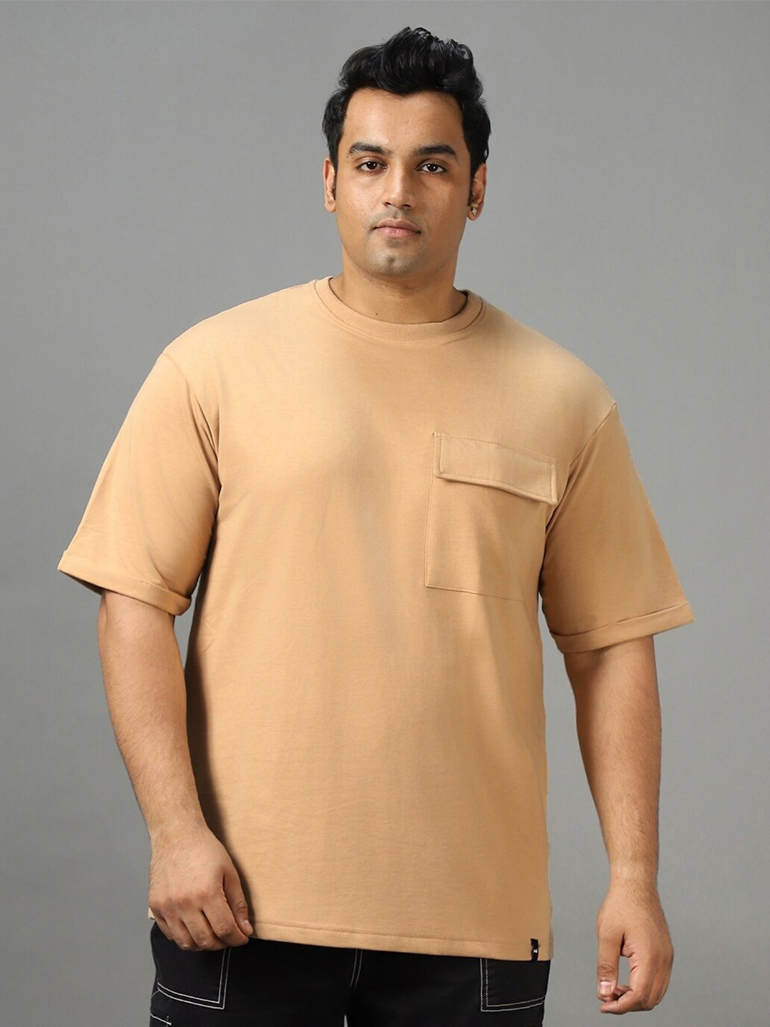 

Bewakoof Heavy Duty Plus Size Round Neck Cotton Oversized T-shirt, Brown