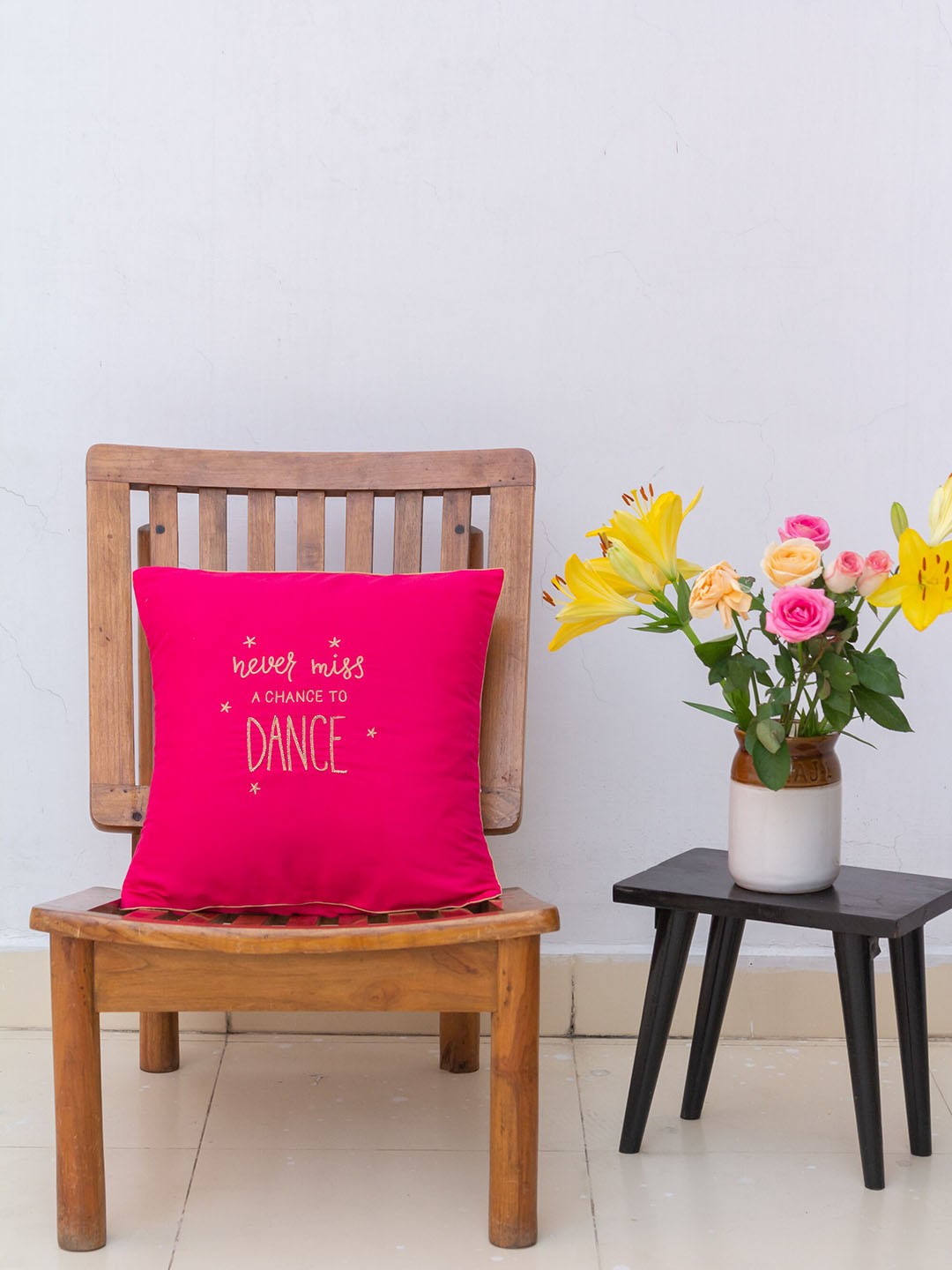 

BandBox Pink Typography Embellished Cotton Square Cushion Cover