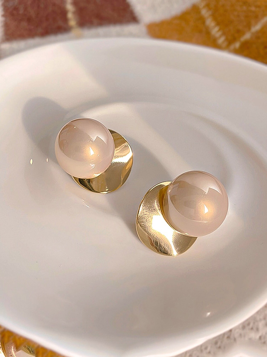 

Bellofox Gold-Plated Circular Studs Earrings