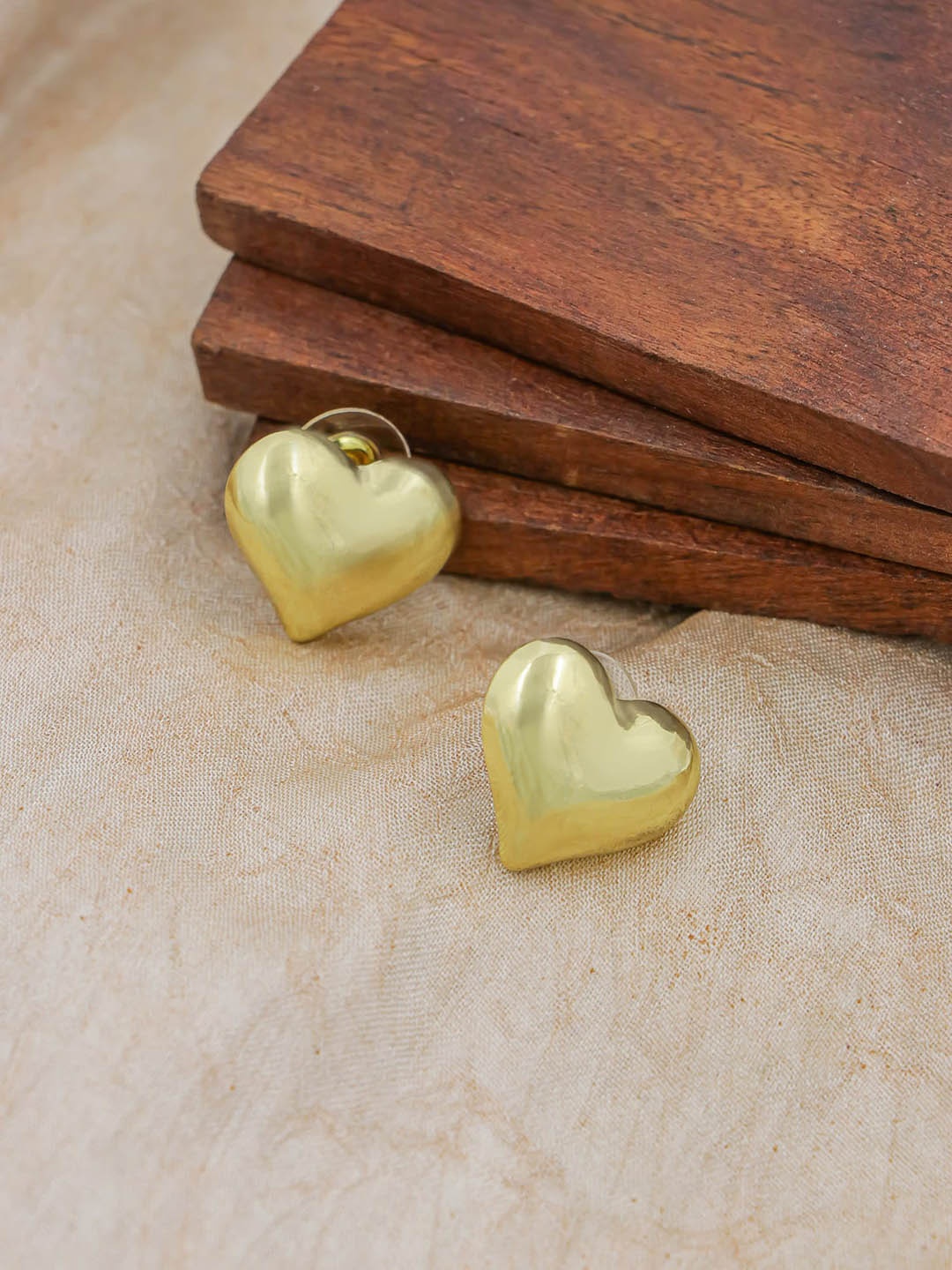 

Bellofox Gold-Toned Gold-Plated Heart Shaped Studs Earrings
