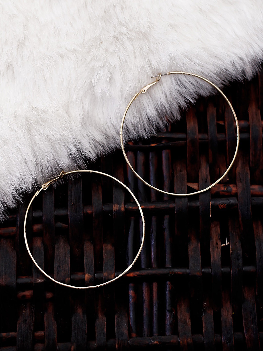 

Bellofox Gold-Plated Contemporary Hoop Earrings