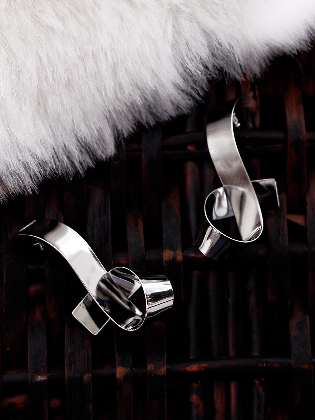 

Bellofox Silver-Toned Silver-Plated Contemporary Drop Earrings