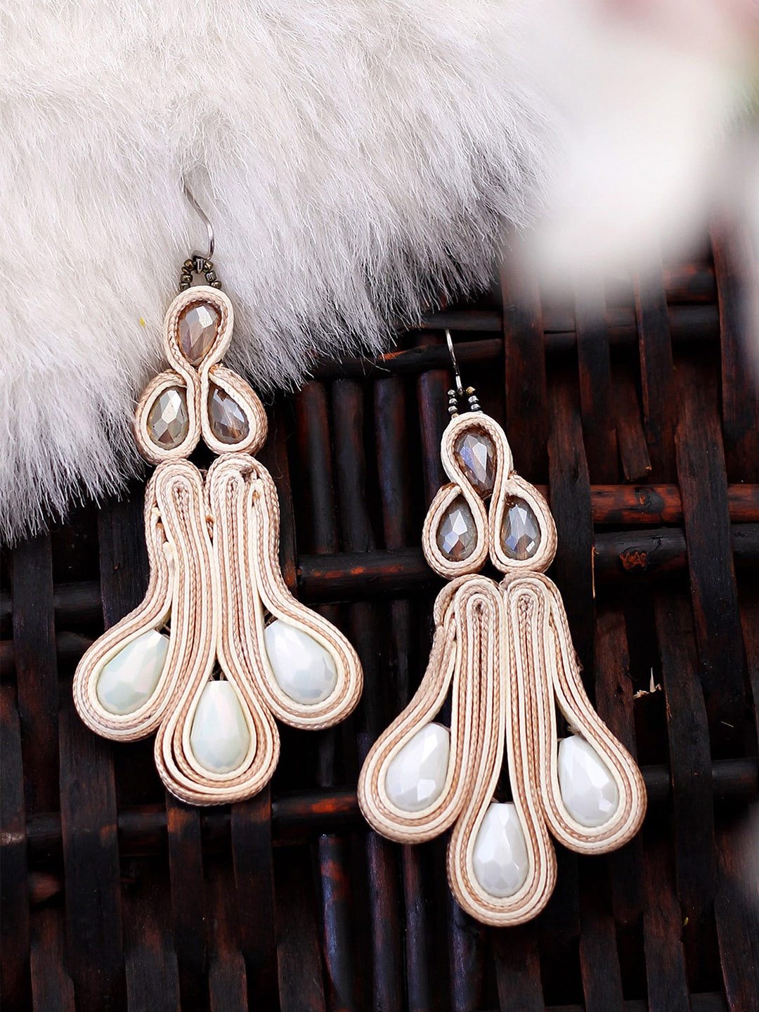 

Bellofox Beige & White Gold-Plated Artificial Stoned Contemporary Drop Earrings