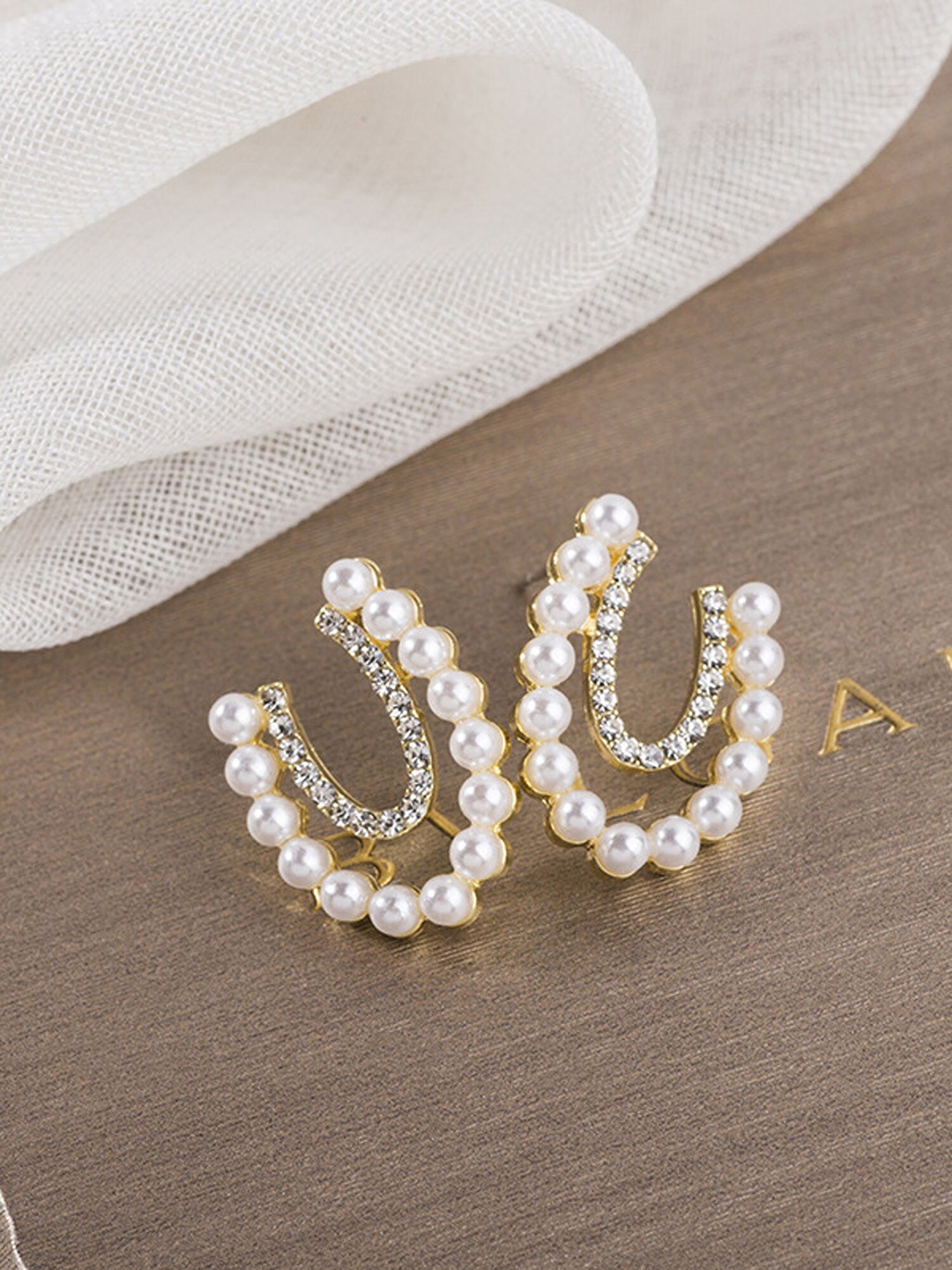 

Bellofox Stone-Studded Oval Studs Earrings, Gold