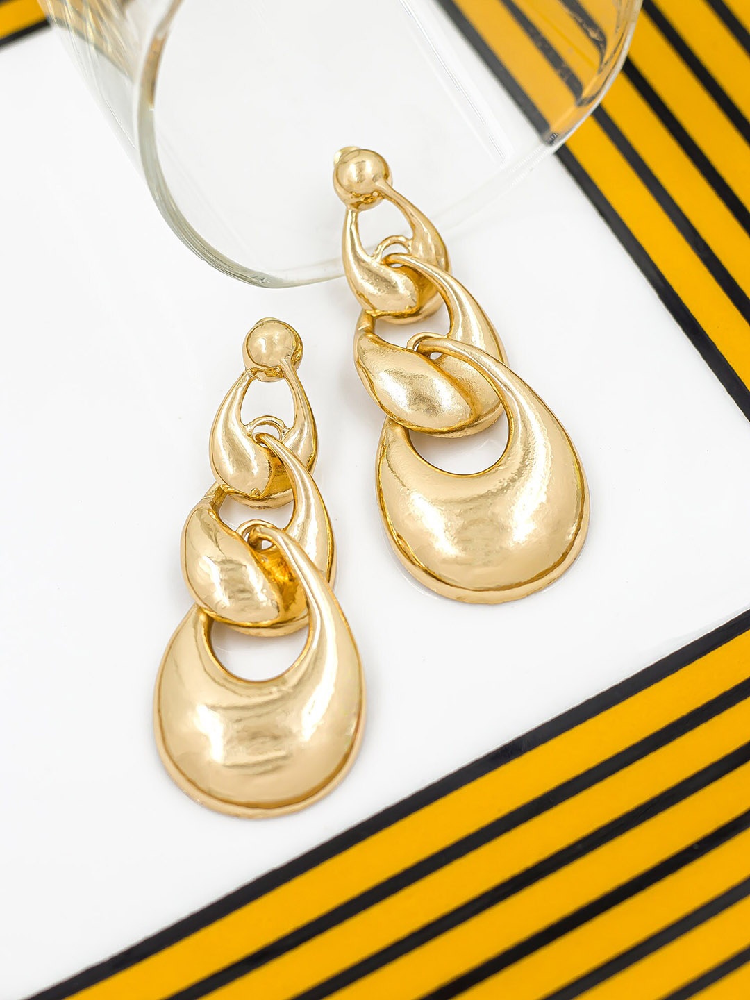 

Bellofox Gold-Plated Contemporary Drop Earrings