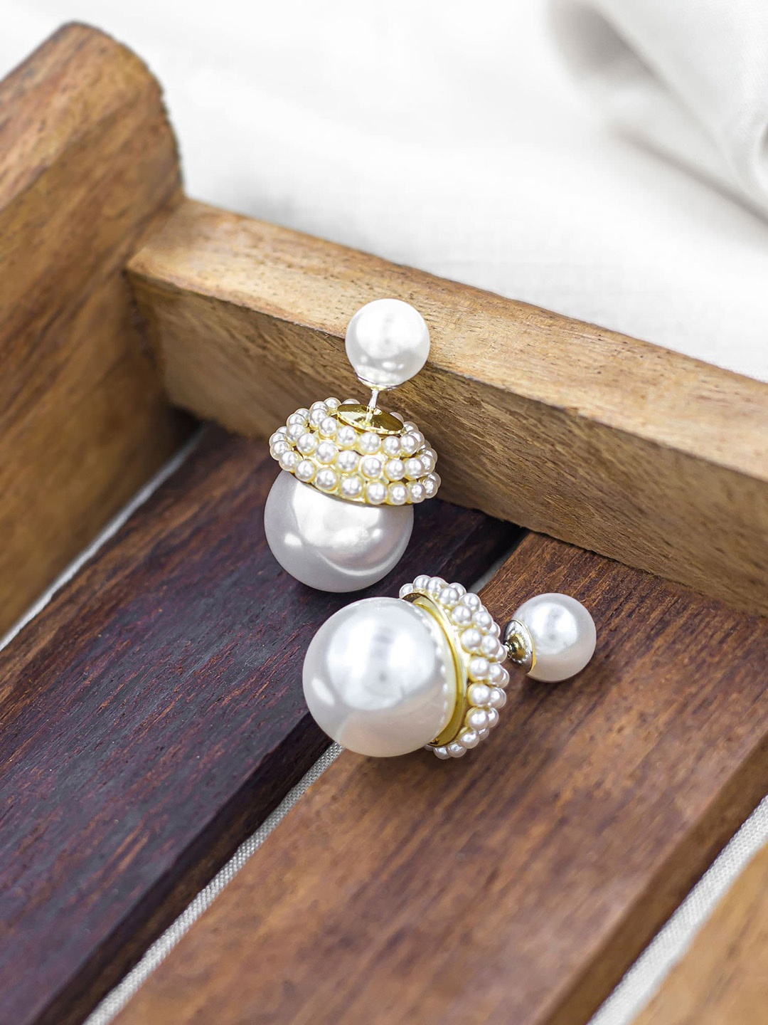 

Bellofox White & Gold-Toned Pearls Contemporary Drop Earrings