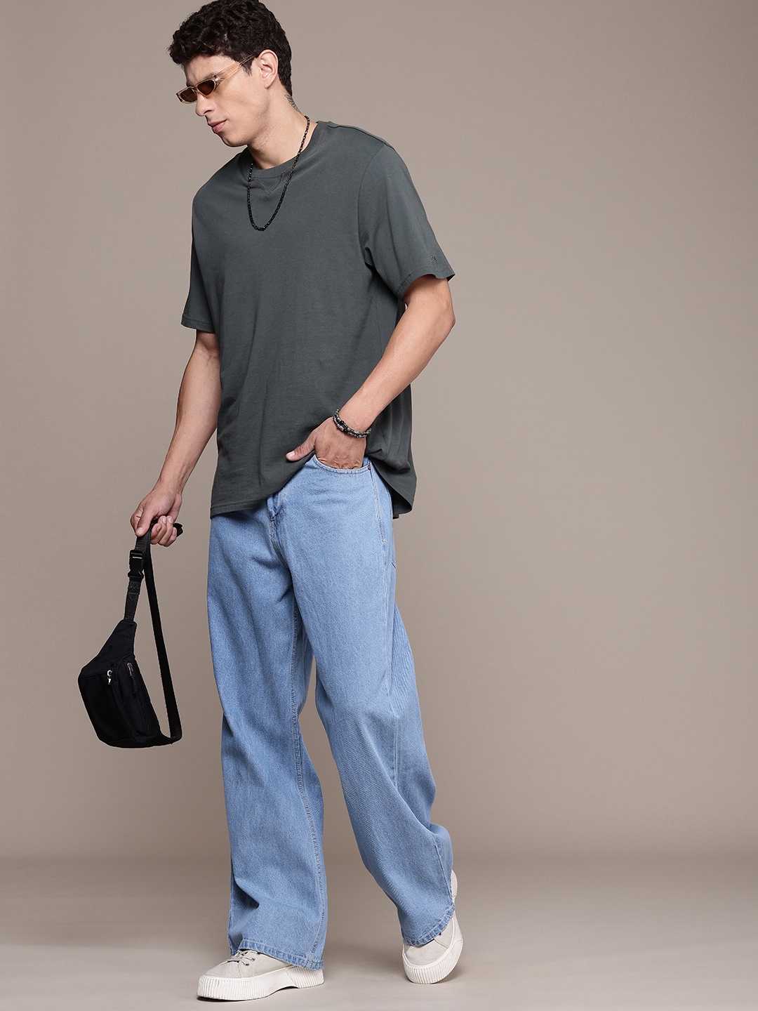 

Roadster Men Bootcut Jeans, Blue