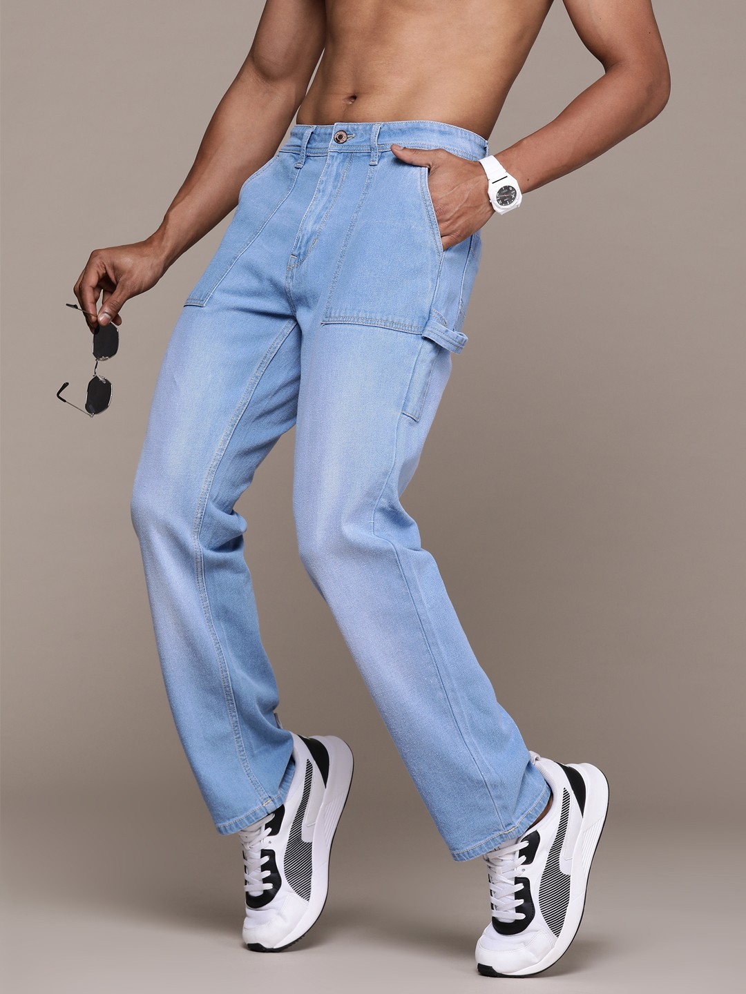 

The Roadster Lifestyle Co. Men Light Fade Jeans, Blue