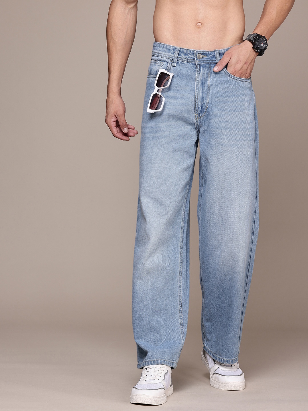 

The Roadster Life Co. Men Pure Cotton Wide Leg Light Fade Jeans, Blue