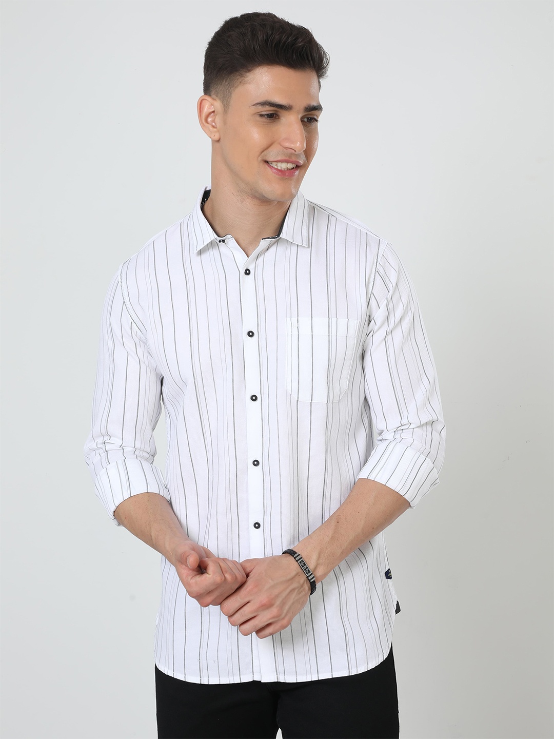 

URBARO Vertical Striped Smart Slim Fit Cotton Casual Shirt, White