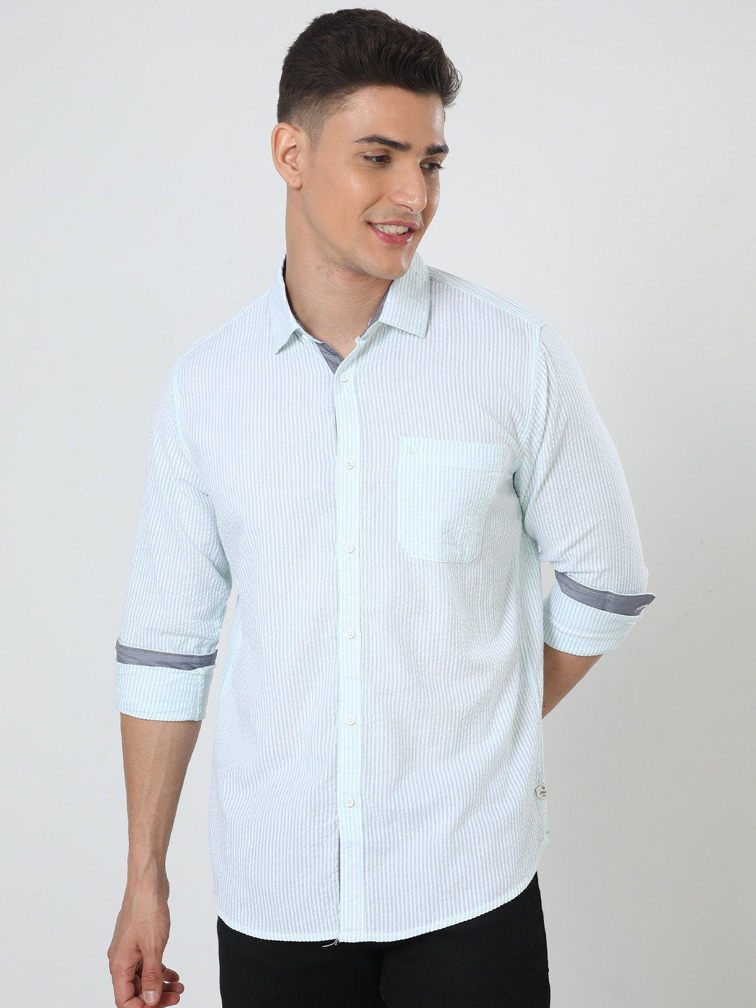

URBARO Smart Slim Fit Vertical Striped Pure Cotton Casual Shirt, Green