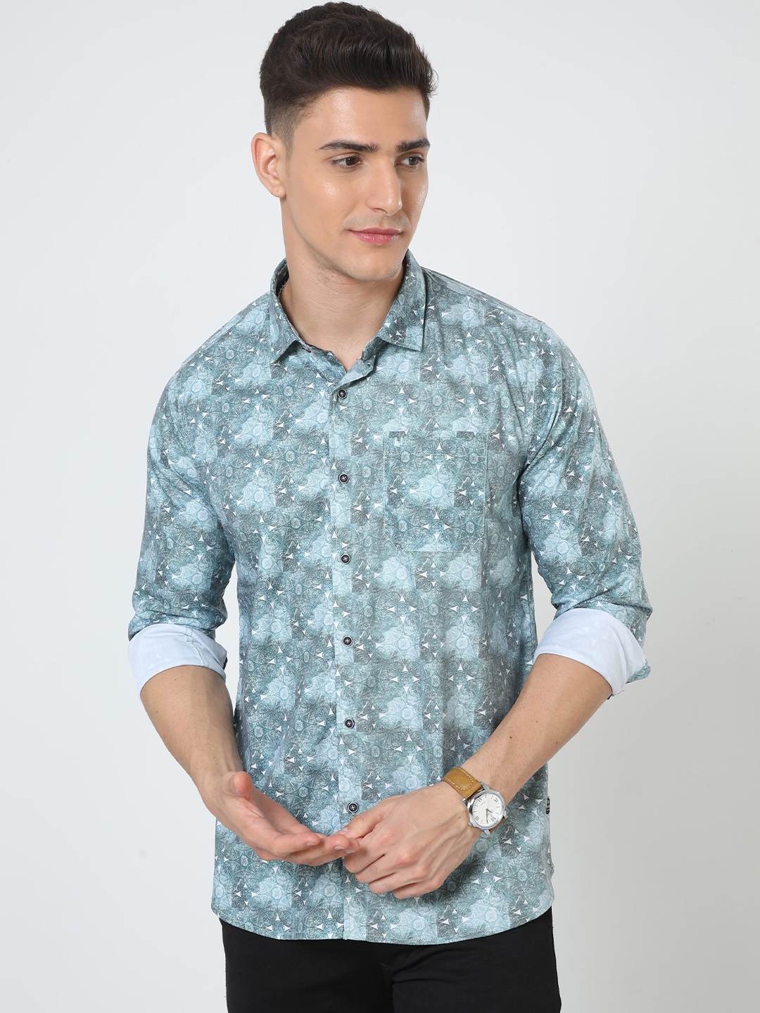 

URBARO Smart Slim Fit Ethnic Motifs Printed Casual Shirt, Green