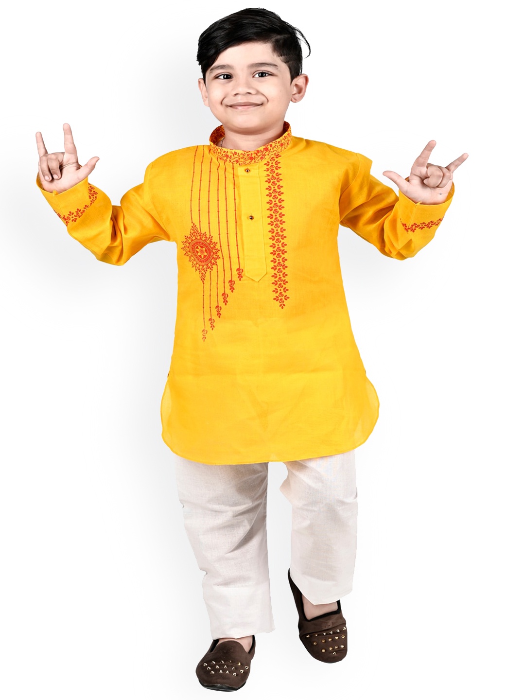 

BAESD Boys Ethnic Motifs Printed Straight Pure Cotton Kurta with Trousers, Yellow