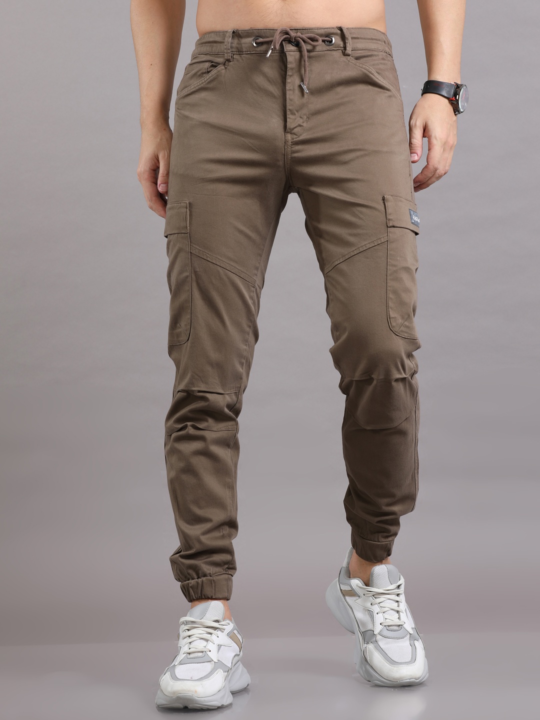 

Reslag Men Regular Fit Mid-Rise Cotton Cargos, Brown