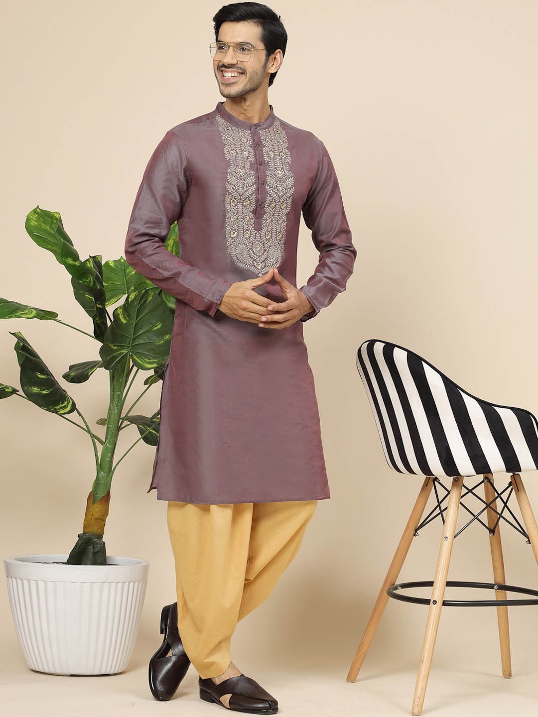 

Ramas Yoke Design Sequinned band Collar Straight Kurta, Brown