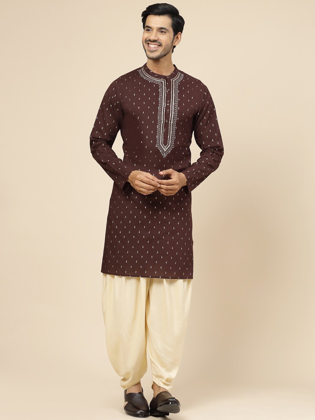 

Ramas Ethnic Motifs Embroidered Thread Work Kurta, Coffee brown
