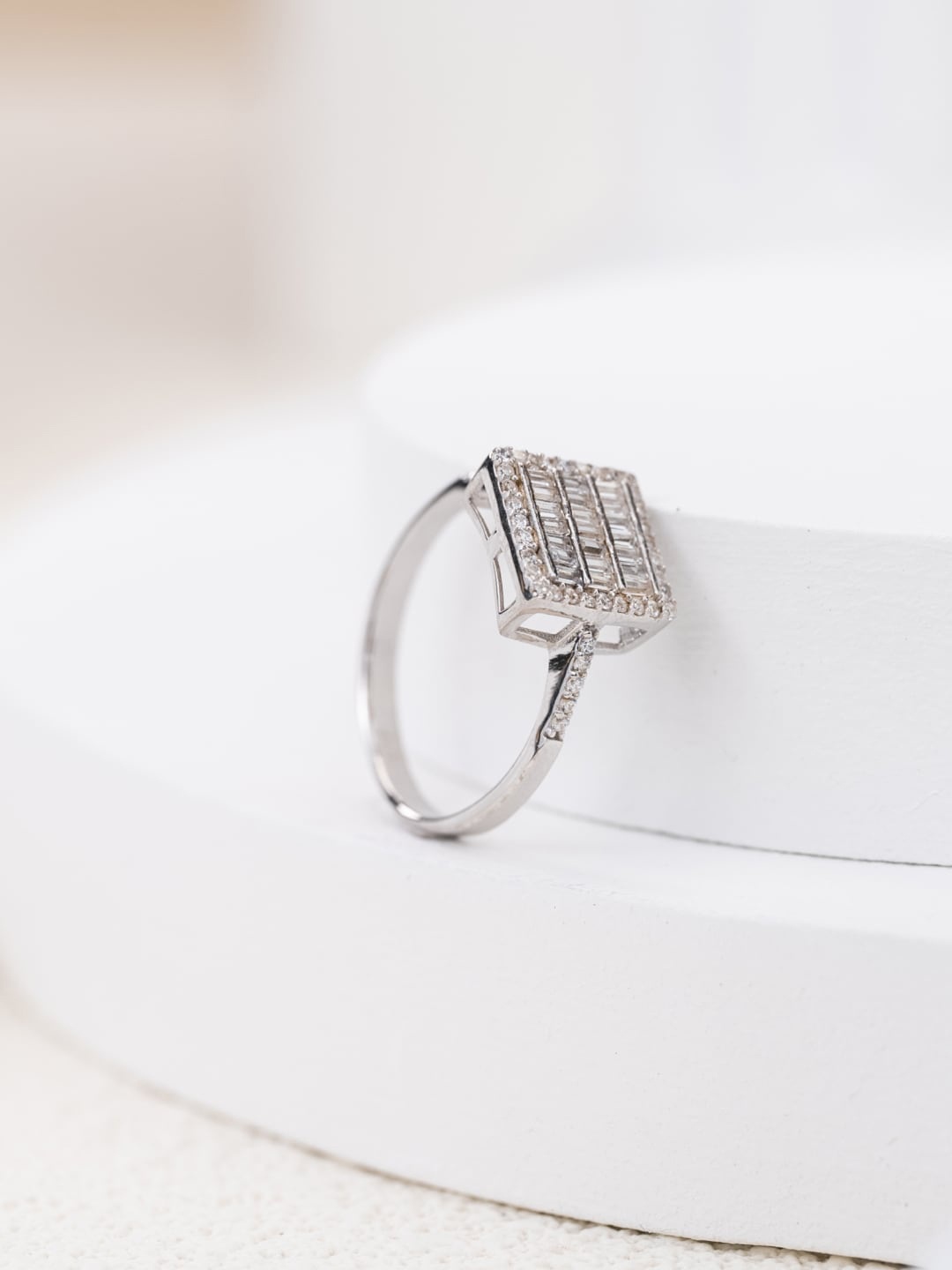 

MISS JO 92.5 Sterling Silver Silver-Plated Stone Studded Finger Ring