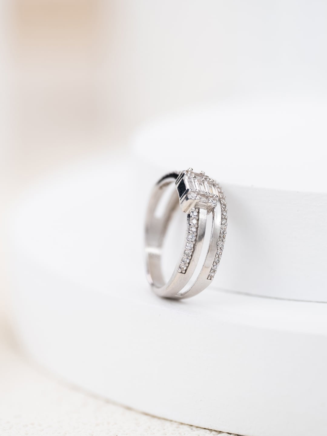 

MISS JO 92.5 Sterling Silver Silver-Plated Cubic Zirconia Studded Finger Ring
