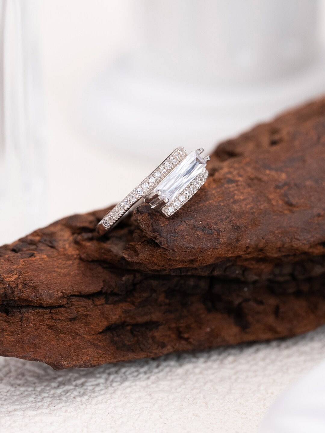 

MISS JO Silver-Plated 92.5 Sterling Silver Stone Studded Finger Ring