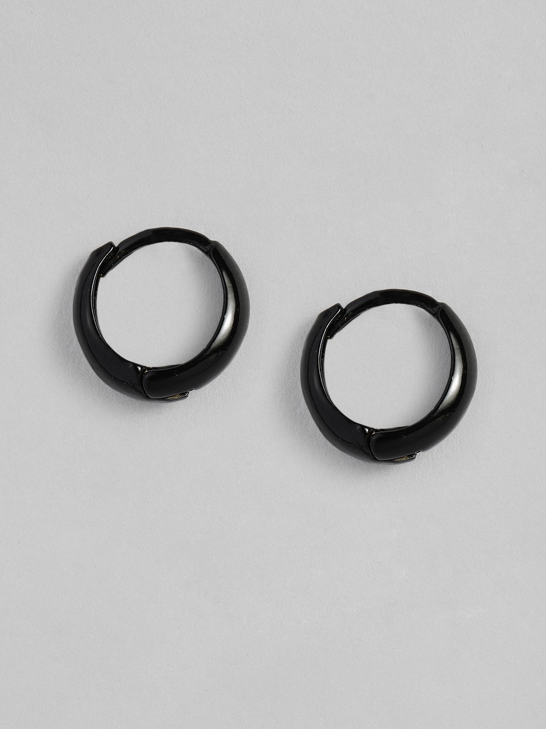 

WROGN Men Silver-Plated Circular Hoop Earrings, Black