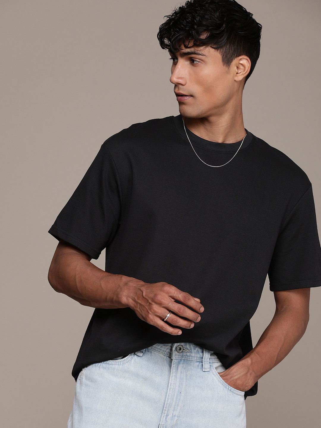 

WROGN Men Pure Cotton T-shirt, Black