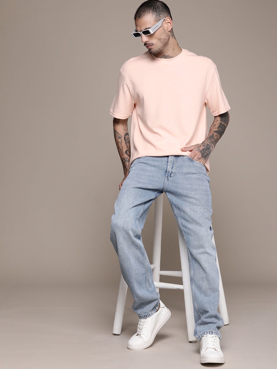

WROGN Men Self Striped Drop-Shoulder Sleeves Oversized T-shirt, Pink