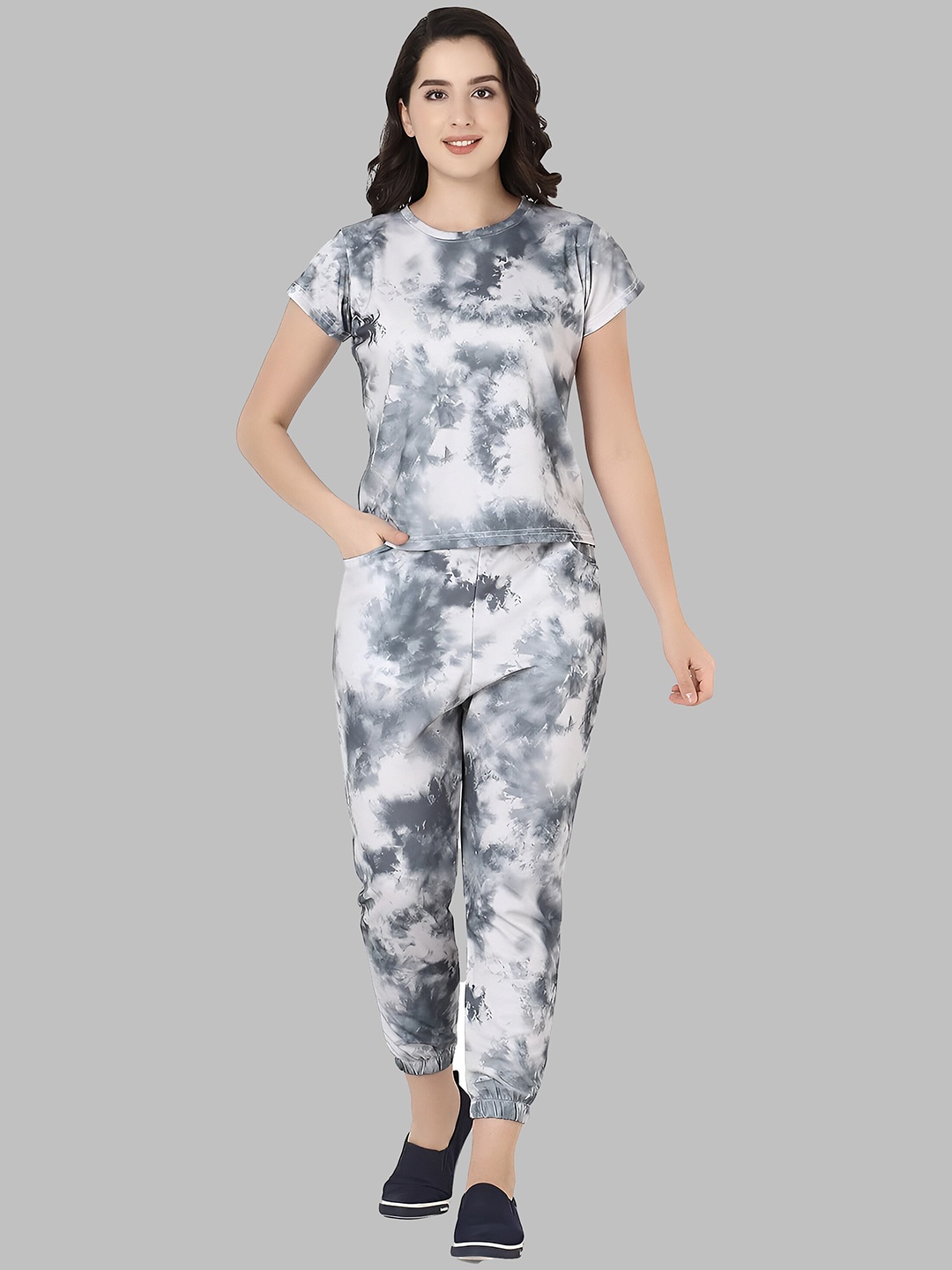 

N N ENTERPRISE Tie & Dye T-Shirt & Joggers Co-Ords, Grey