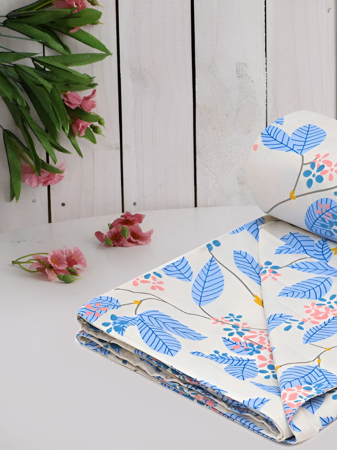 

RRC White & Blue Printed Single Duvet Cover