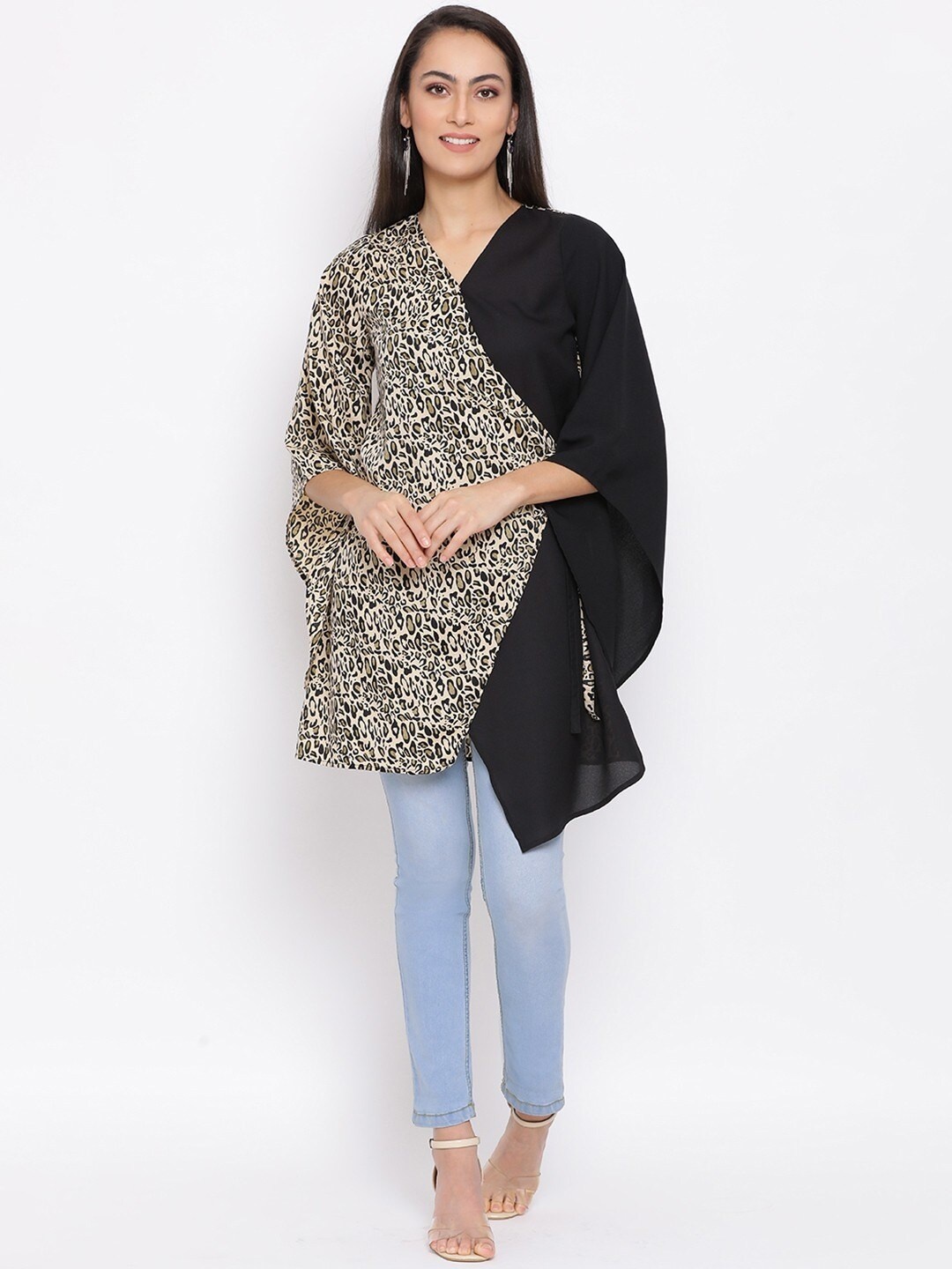 

BAESD Animal Printed V-Neck Flared Sleeves Tunic, Black