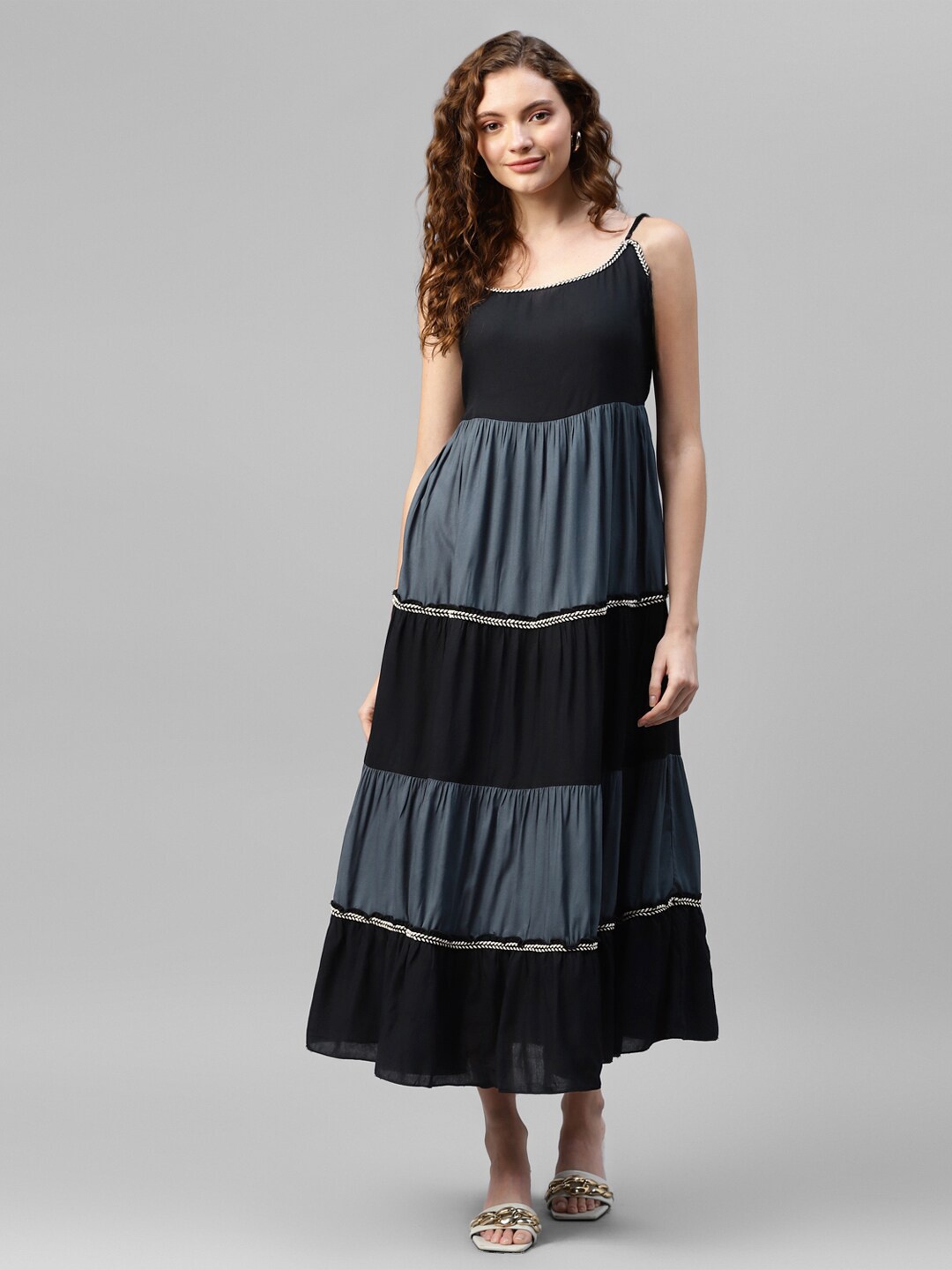 

DEEBACO Maxi Dress, Black