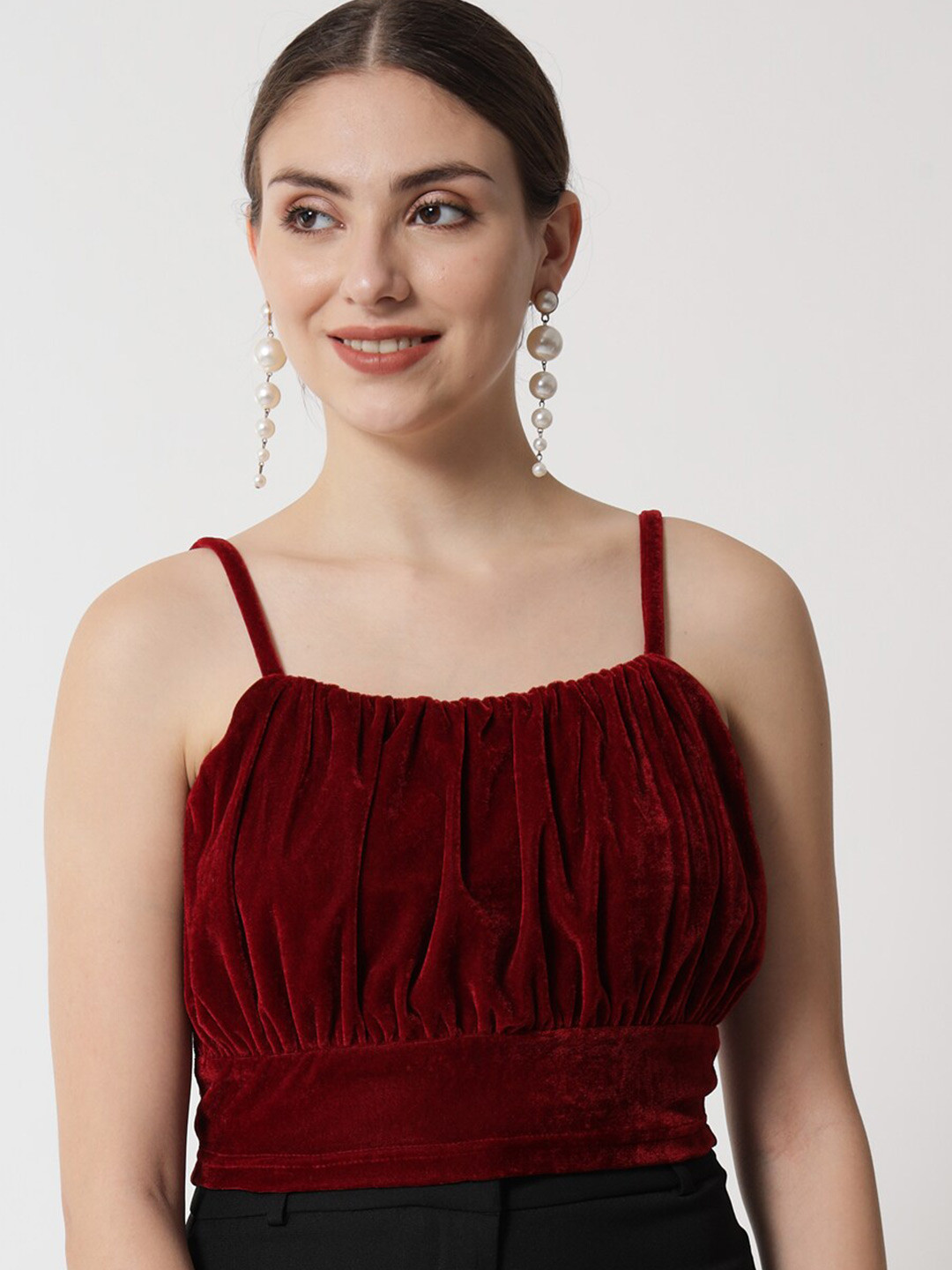 

Trend Arrest Shoulder Straps Velvet Crop Top, Maroon
