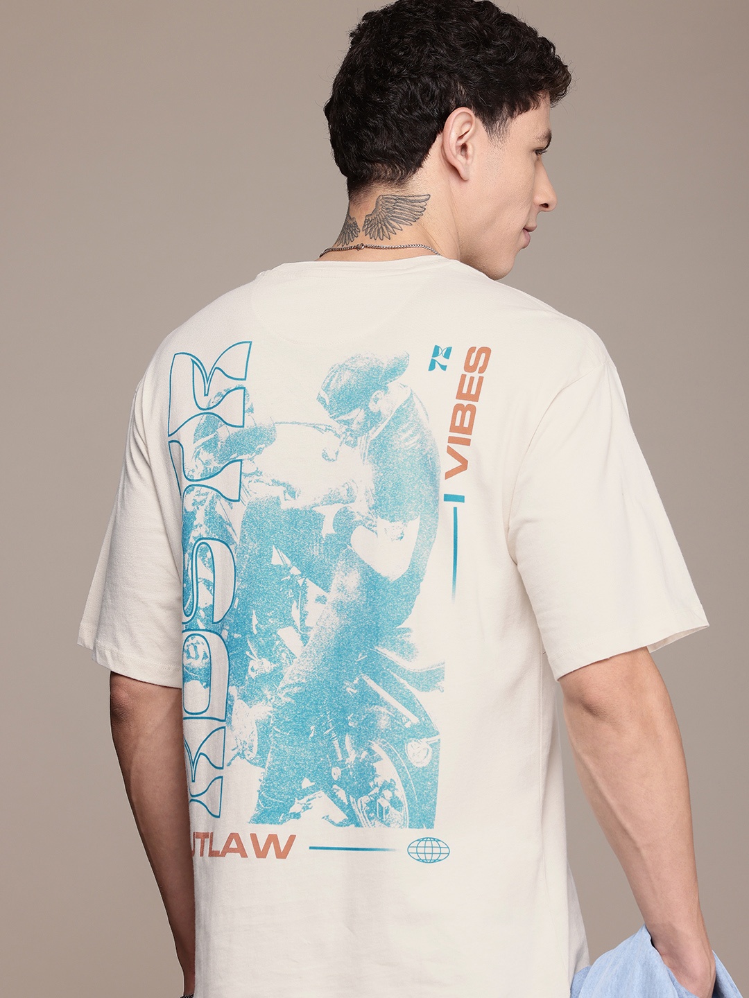 

The Roadster Life Co. Printed Drop-Shoulder Sleeves Pure Cotton Relaxed Fit T-shirt, Off white