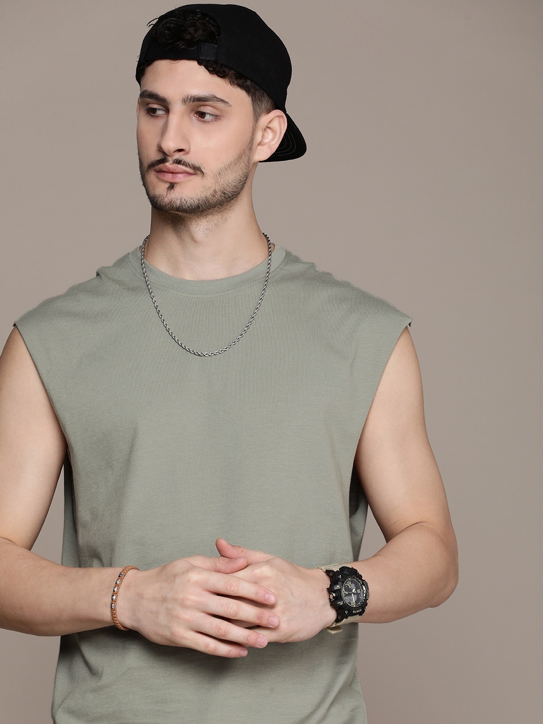 

The Roadster Life Co. Solid Pure Cotton Relaxed T-shirt, Grey