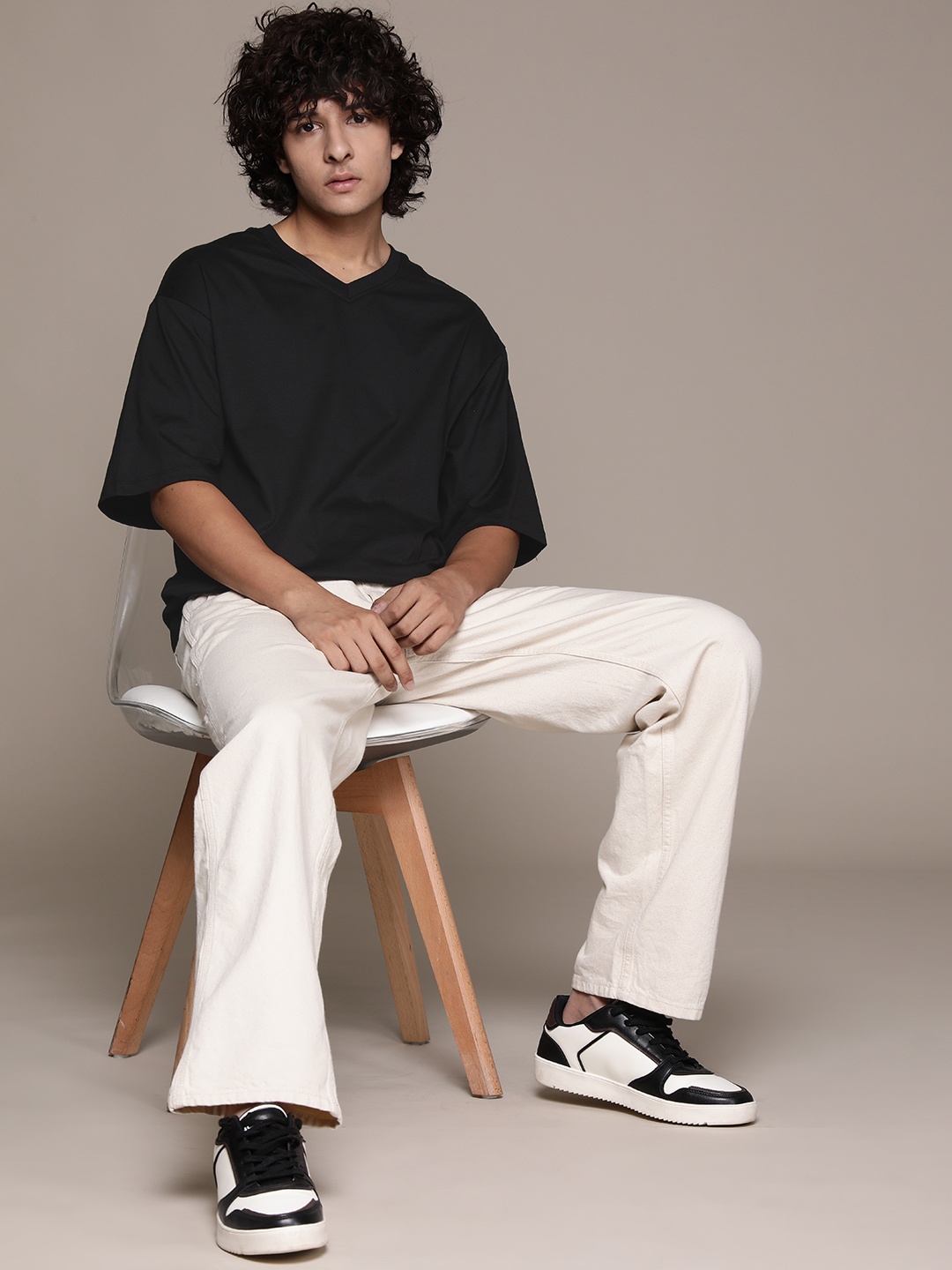 

The Roadster Lifestyle Co. Drop-Shoulder Sleeves Pure Cotton T-shirt, Black
